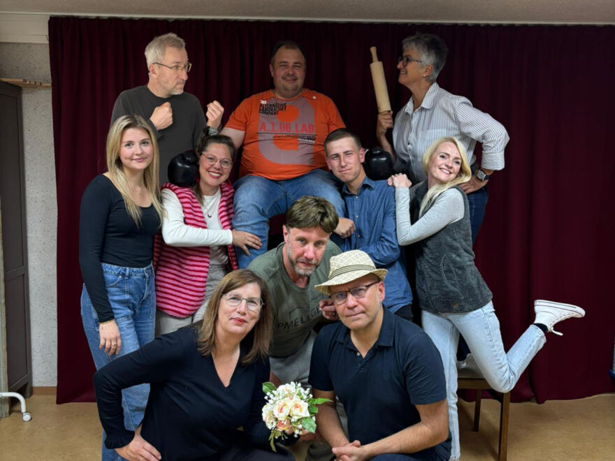Szenenfoto „Der Meisterboxer“ – Theatergruppe Rohr, Spielzeit 2026