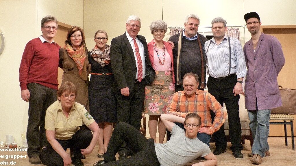 Szenenfoto „Champagner zum Frühstück“ – Theatergruppe Rohr, Spielzeit 2012
