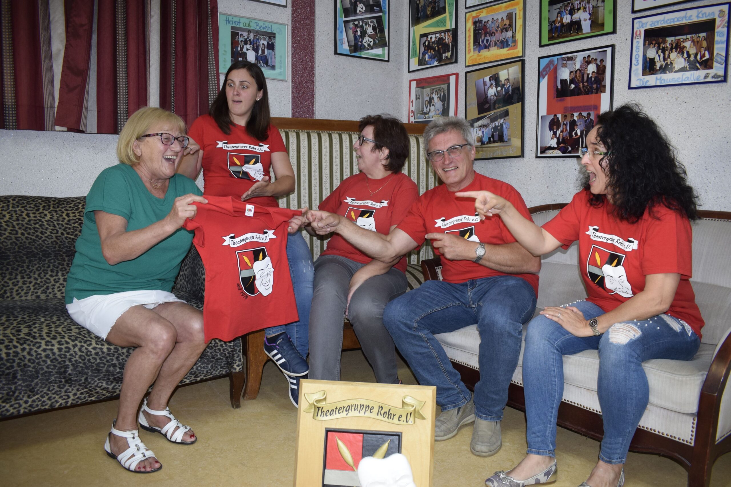 Theatergruppe Rohr e.V. spendet 1000 Euro für chronisch kranke Kinder – Theatergruppe Rohr